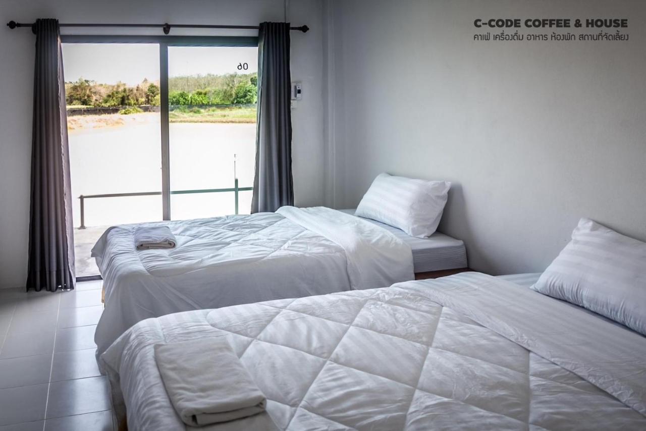 C-Code Resort Lom Sak Екстериор снимка